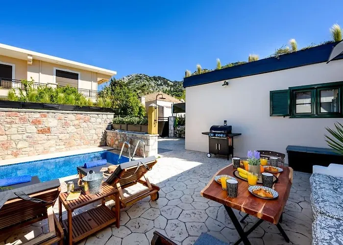 Moana House Sálakos