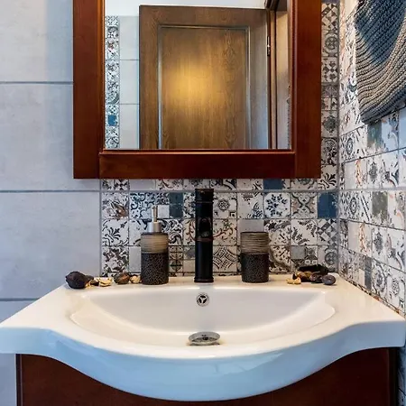 Moana House Sálakos